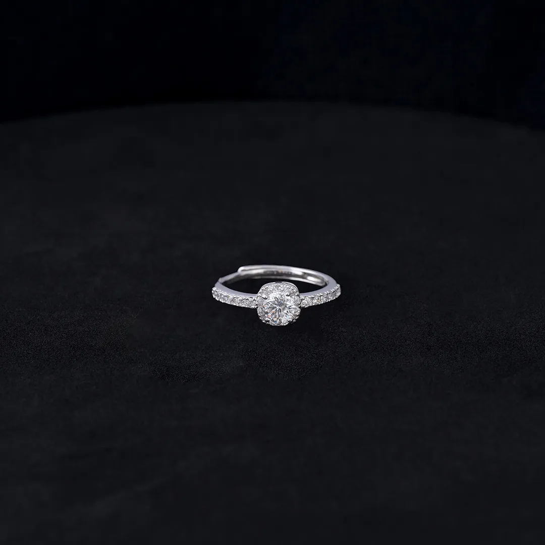 A Solitario Moisanita Classic Ajustable