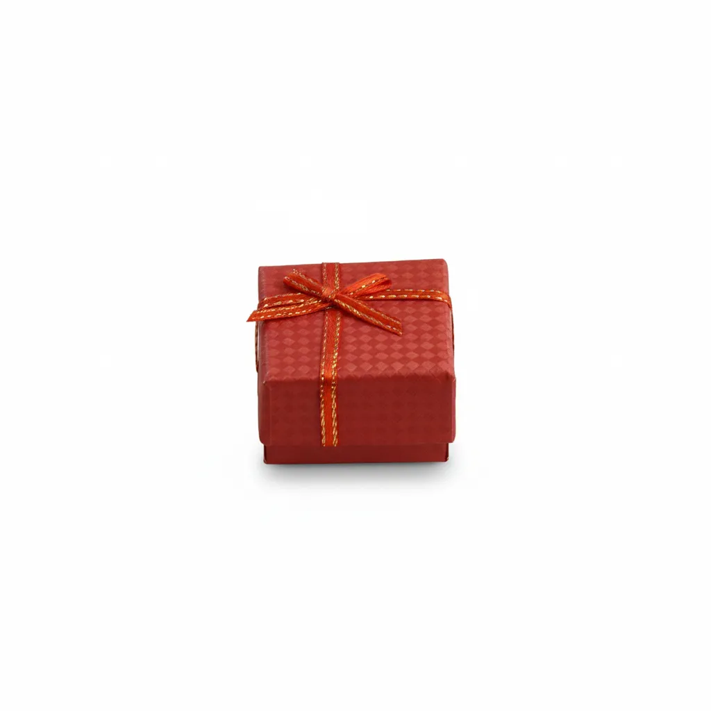 Caja de joyería de 4 x 4 cm ideal para anillos y aretes pequeños. Presentación elegante, resistente y lista para venta o regalo.